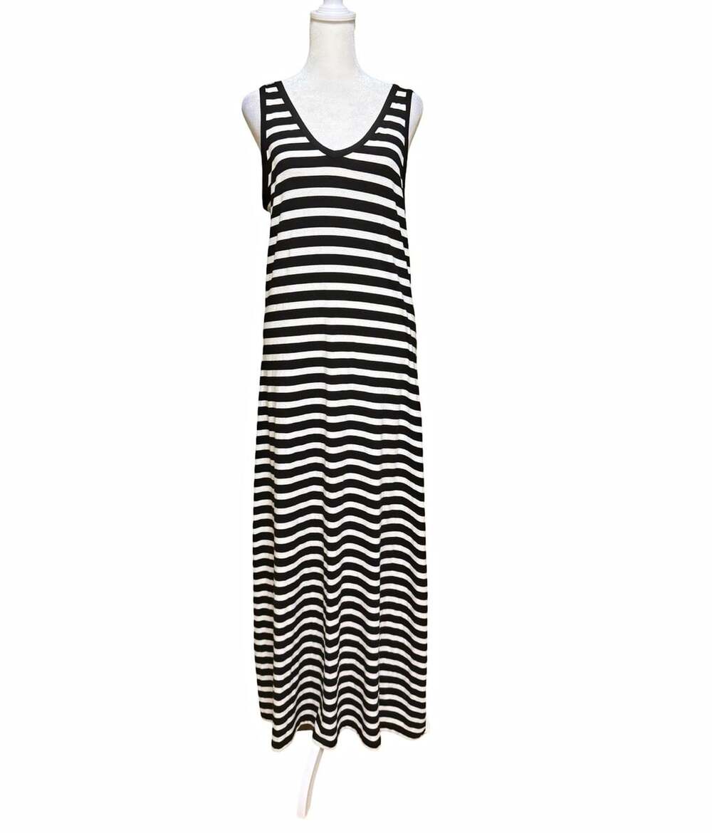 Gap Black White Striped Knit Stretch Maxi Dress Scoop Neck Sleeveless M